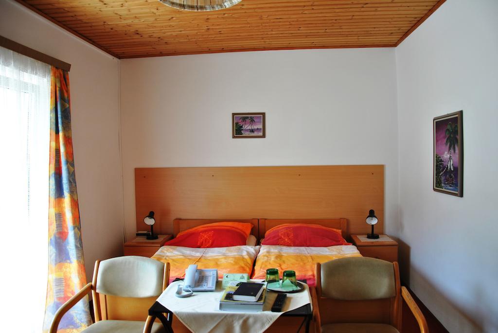 Gasthof Und Pension Haunschmid Rechberg Oda fotoğraf